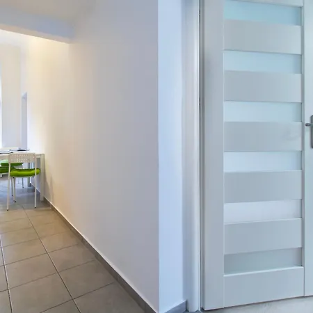 Light Zyblikiewicza Street Apartmán *