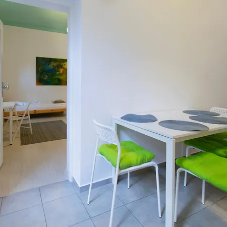 شقة Light Zyblikiewicza Street