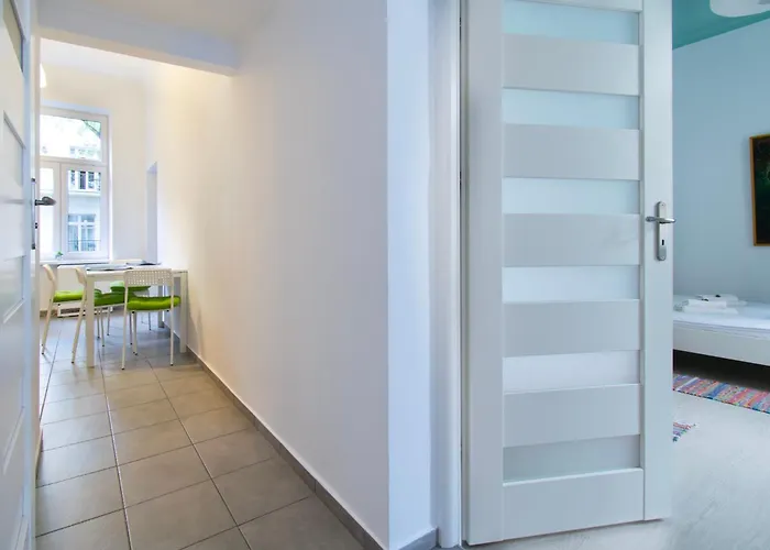 Light Zyblikiewicza Street 公寓 *